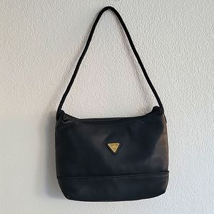 Cherokee shoulder bag